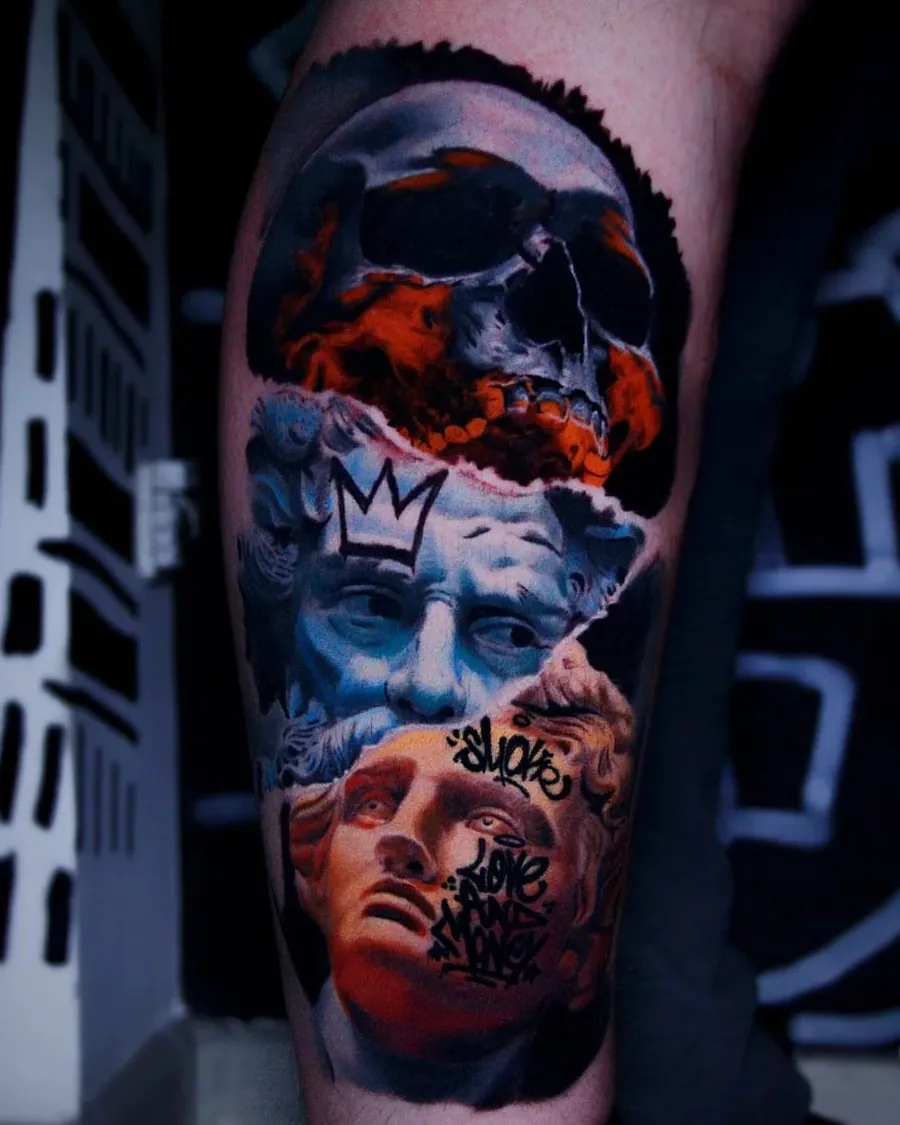Color realism tetovaža lobanje i antičkih skulptura – rad Miroslava Maslara Cikija